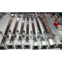 Chine poteau de balustrade d'araignée avec des angles réglables se détachent glas garde-corps d'escalier fabricant