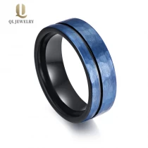 China Factory High Quality Two Toned Black and Blue Tungsten Carbide Wedding Band Hammered Tungsten Carbide Ring manufacturer