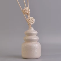 Cina Botol diffuser keramik dengan warna pearl glazing pabrikan
