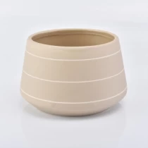 China Recipiente de vela de cerâmica amarela de 680ml com linhas brancas fabricante