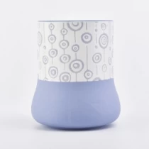 China Borcan de ceramică de culoare albastră și albă cu model unic producător