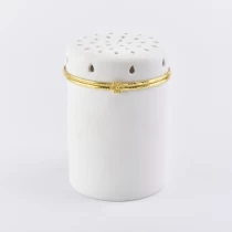 China Round white Ceramic Candle Jars with Gold rim Lid for Soy Candle manufacturer