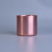 Čína chrome red painted metal pillar candle holders výrobce