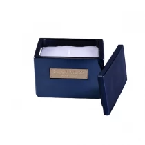 China Sunny luxury square scented glass candle jar with lid home decoration manufacturer