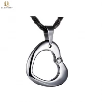 China Erstaunliche offene herzförmige Wolframkarbid Anhänger Halskette mit CZ Stone Love Heart Schmuck China Lieferant Hersteller