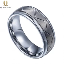 China Erstaunlich 8mm Comfort Fit Satin gebürstet und gerillter klassischer Wölbung Wolframkarbid Hochzeit Bands China Lieferant Hersteller