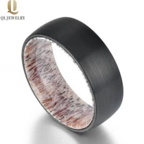 Cina Incredibile anello in carburo di tungsteno nero a cupola a cupola a 8 mm con antler Inner Band Cina Produttore produttore