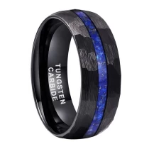 Cina Cina Fasce per matrimoni uniche e convenienti Anello in carburo di tungsteno nero bombato e martellato da 8 mm con intarsio in lapislazzuli schiacciato Produttori produttore