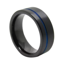 porcelana Anillo de tungsteno en stock Anillo de carburo de tungsteno negro de alta calidad y asequible para hombres con línea azul en el lateral Fabricante de China fabricante