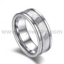 Chine Chine Anneaux de mariage en cobalt de style le plus récent 2023 Anneau de cobalt martelé à bords plats et ronds de 8 mm avec dents d'engrenage Fabricants fabricant