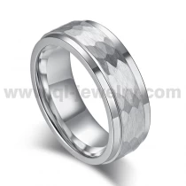 Chine Chine 2023 Alliances de mariage en cobalt de style le plus récent 8mm martelé plat et bords d'étape Anneau de cobalt Fabricants fabricant