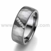China Rare Metal Pure Tantalum Couple Rings 8mm Domed Polished and Hammered Tantalum Ring Set with 4 Diamonds China Manufacturer manufacturer