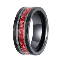 Cina Anello nuziale di tungsteno nero all'ingrosso da 8 mm con un vero rubino schiacciato - band maschile robusta ma romantica per coppie manifatturiero cinese produttore
