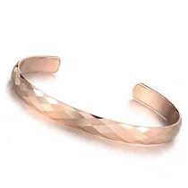 China Premium 6mm Diamond-Faceted Tungsten Carbide Bangle Bracelet in Rose Gold Finish manufacturer