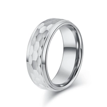 China Men's Hammered Faceted Tungsten Carbide Ring, 8mm Comfort Fit Geometric Textured Wedding Band for Men manufacturer