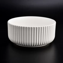 China Large Three Wicks Matte White Ceramic Candle Vessels manufacturer