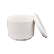 中国 高品质哑白色带盖陶瓷蜡烛杯 制造商