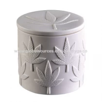 porcelana Recipiente de vela de cerámica con relieve blanco con tapa al por mayor fabricante
