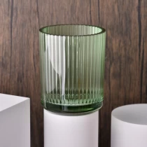 中国 12 オンスの溝付きパターンのガラス キャンドル ジャーと卸売用キャンドル ホルダー メーカー