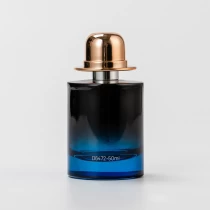China Luxus 50 ml Spray -Parfümflasche mit Hutformdeckel Hersteller