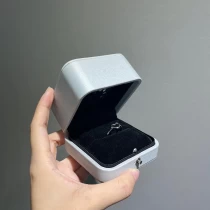 China premium textured silver leather button design diamond ring box manufacturer