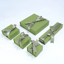 China Jewelry Gift Box Ring Earrings Necklace Packaging Box with Ribbon manufacturer