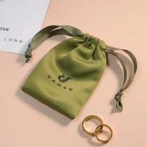 China Custom Jewelry Pouch Satin Bag for Ring Earrings Bangle Pendant Custom Logo manufacturer