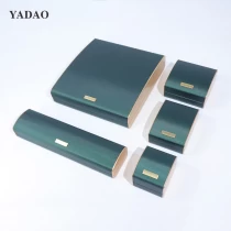 China Curved top spray paint ring pendant jewelry box set hot selling custom color logo brand green set manufacturer
