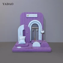 الصين تصميم جديد لأزياء عرض المجوهرات الماسية الأنيقة دعائم عرض مجموعة صغيرة الصانع
