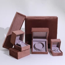 China brown velvet customize colors silver gold jewelry necklace earrings studs packaging plastic box manufacturer