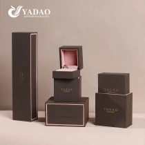 الصين تصميم درج على الموضة قالب بلاستيكي مجموعة صناديق تغليف المجوهرات المخصصة الصانع