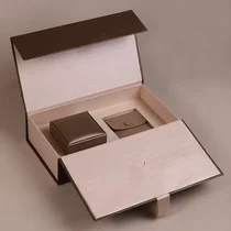 China hoogwaardige verpakking roségouden sieraden champagnekleur luxe unboxing-ervaring box-stijl set met zakje fabrikant