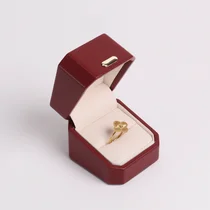 China PU lederen sieradenringdoos van hoge kwaliteit fabrikant