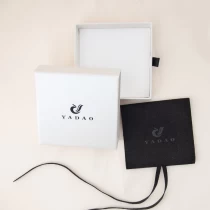 China cool black pouch as a men jewelry packaging manufacturer