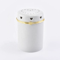 China Round shape  with heart shape Lid  Ceramic Candle Jars for Soy Candle manufacturer