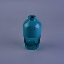 China Personalized glass wick oil diffuser bottle fragrance home decor wholesales manufacturer