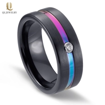 China Hohe Qualität 8mm Männer Hochzeitsbänder Zwei getönte Schwarz- und Regenbogen-Wolframkarbidring mit 1 weißer CZ-China-Fabrik Hersteller