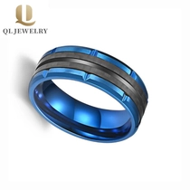 Cina Anello di tungsteno blu e nero da uomo 8mm con fibra nera in fibra di carbonio Inlay Band da sposa da uomo Comfort Comfort Fit Tungsten Anello in fibra di carbonio anello in fibra di carbonio produttore