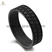 China High Quality 6mm Solid Forged Black Carbon Fiber Wedding Bands Black Carbon Fiber Ring Geometric Pattern China Manufacturer manufacturer