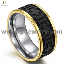 China Hohe Qualität 8mm Gold Wolfram und fest geschmiedete Black Carbon Fiber Ehering Bands Cross Pattern China Hersteller Hersteller