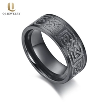 porcelana Populares bandas de boda de circonio negro para hombre 8mm Plano plano Celtic Knot Design Anillo de circonio negro para hombres China Fabricante fabricante