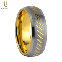 China Hotsale Zwei getönte Gold- und Silber-Wolfram-Hochzeitsbänder 8mm gewölbt Gold-Wolfram-Hartmetall-Ring mit abgeschrägten Kanten und gravierten Linien China Lieferant Hersteller