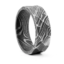 China Unique Mens Wedding Band 8mm Hammered Flat Black Damascus Steel Ring China Manufacturer manufacturer