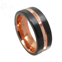 China Wolframring auf Lager Hohe Qualität und erschwingliche zweifarbige Wolfram-Eheringe Gebürsteter schwarzer Wolframcarbidring mit Rose Gold Channel China Hersteller Hersteller