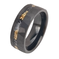China Viele Wolfram-Eheringe auf Lager. Schwarzer Hammer-Wolframring mit Goldfolie und Aluminiumeinlage, China-Lieferant Hersteller