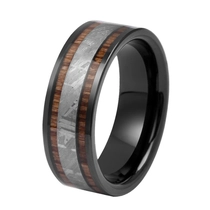 Cina Fedi nuziali premium unisex in tungsteno nero con inserto in meteorite in legno e ferro | Fornitore all'ingrosso produttore