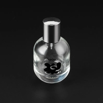 Kina 50 ml rund klar glas parfume flaske med sølvhætte fabrikant
