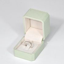 China Hot sale new style design snake crocodile skin textured covered jewelry ring box manufacturer