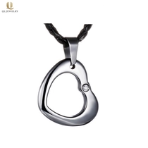 Chine Incroyable Collier de pendentif en carbure de tungstène en forme de coeur ouvert en forme de tungstène avec bijoux de coeur en pierre CZ Chine fournisseur fabricant
