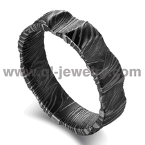 China Erschwingliche und einzigartige Eheringe für Herren Schwarzer Damaststahl Eheringe 6 mm gewölbter konkaver schwarzer Damastring China Hersteller Hersteller